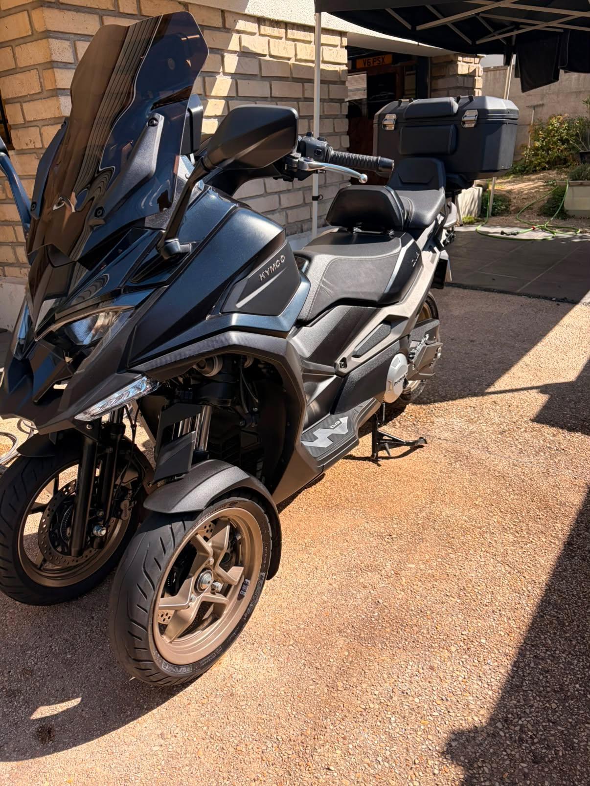 Scooter trois-roues Kymco entretenu par Spirit ACS